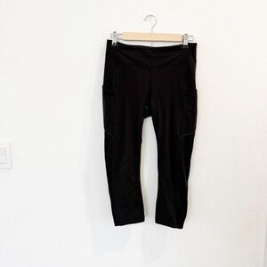 Lululemon- Speed Up Crop *21 Inseam - Size 6